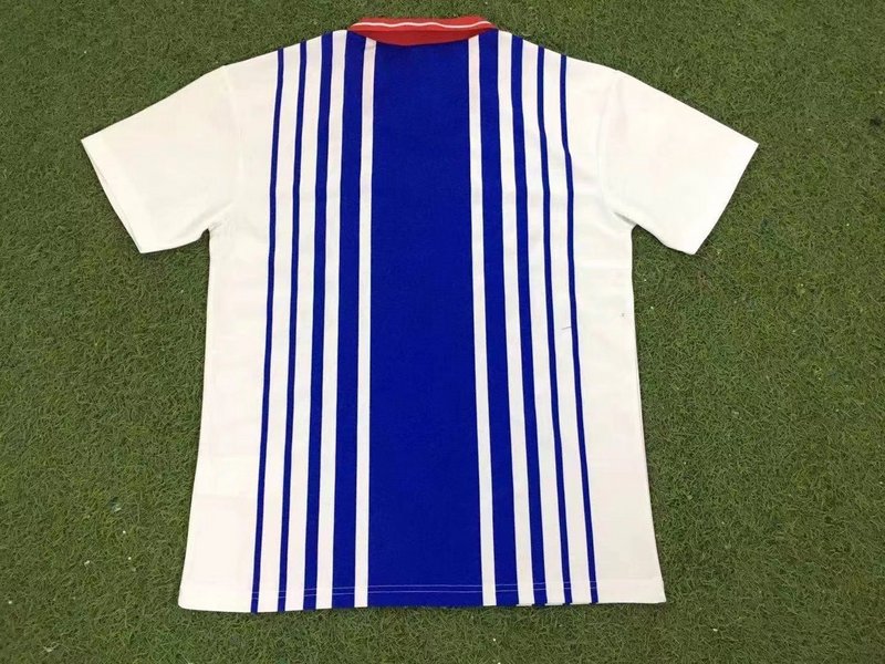 92-93 Paris away